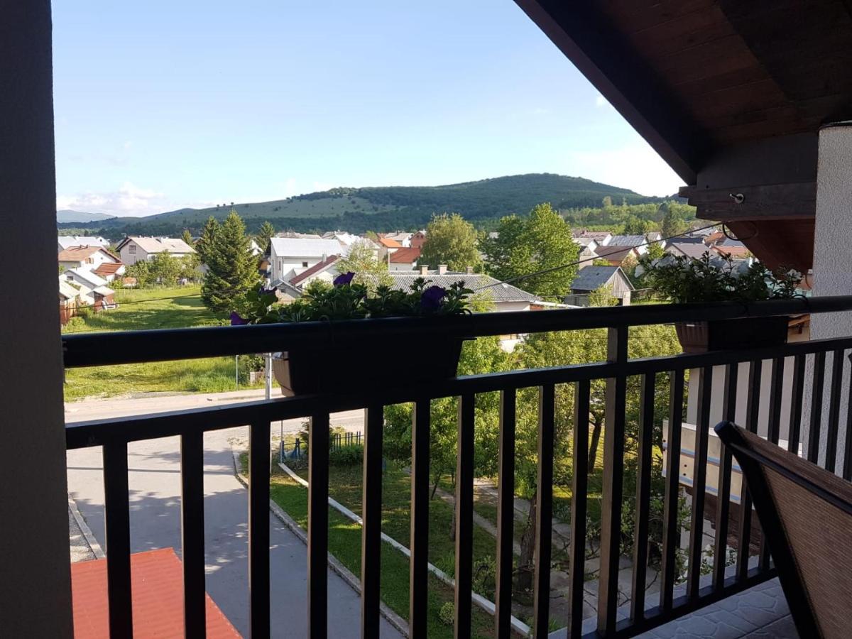 Apartmani Brigita Korenica Εξωτερικό φωτογραφία