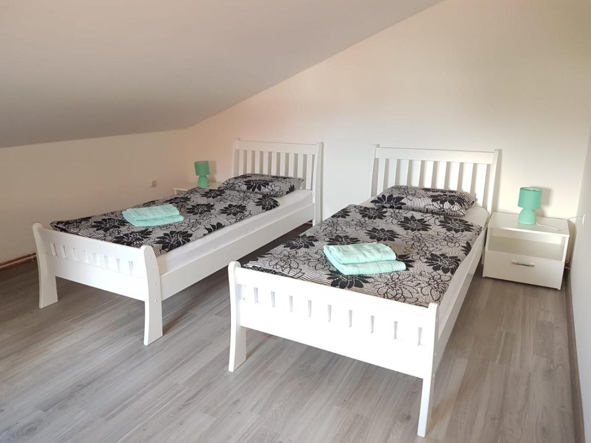 Apartmani Brigita Korenica Εξωτερικό φωτογραφία