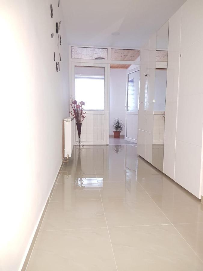 Apartmani Brigita Korenica Εξωτερικό φωτογραφία