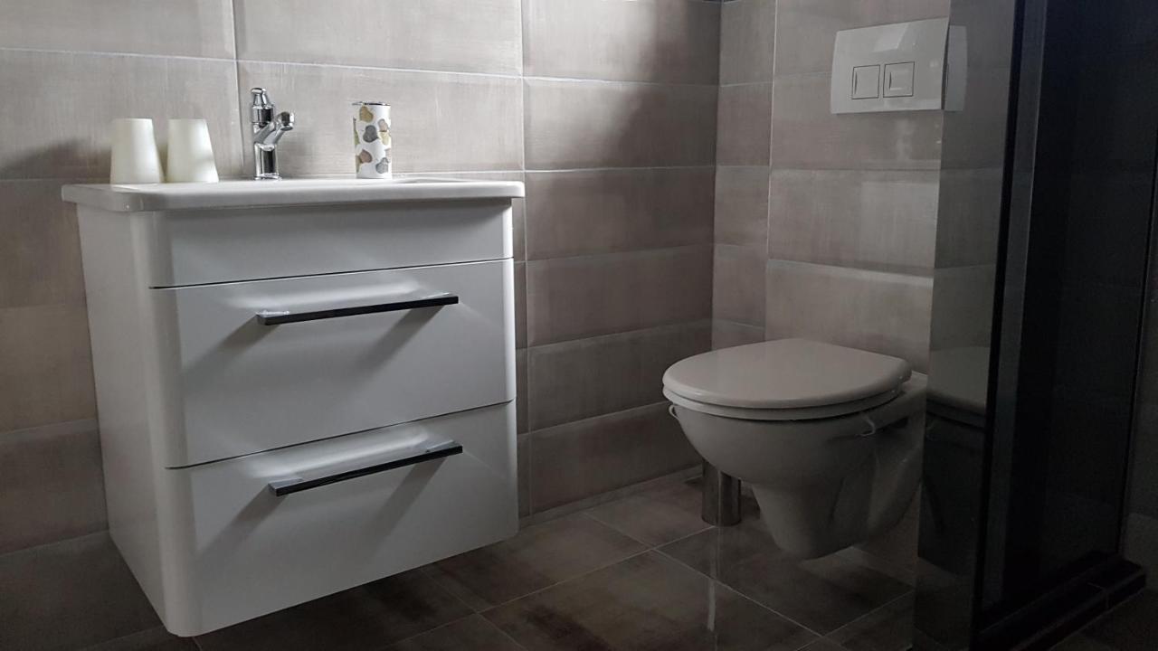 Apartmani Brigita Korenica Εξωτερικό φωτογραφία